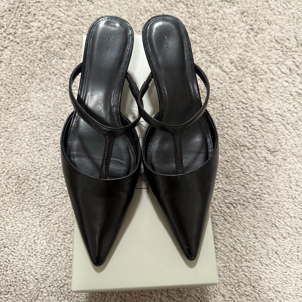 Oak + Fort Kitten Heels